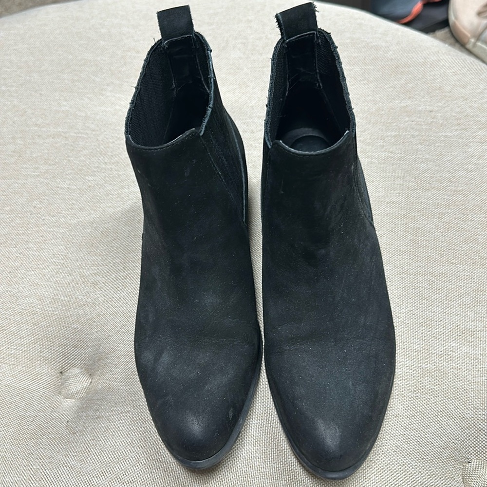 Steve Madden black booties ankle boots size 5.5